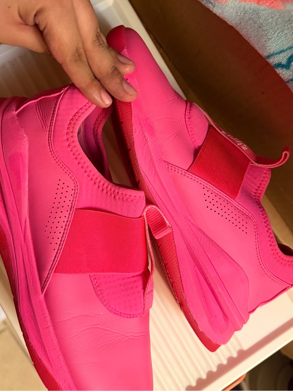 Pink clove slip on shoes